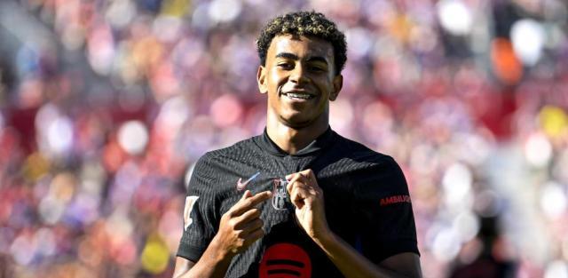 米兰体育官方网站-巴萨大胜克星，弗利克已被称为是真正的教练