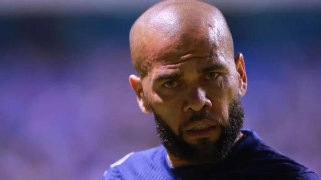 米兰体育-阿尔维斯完成监狱足球首秀，西媒讽其“适应楷模”